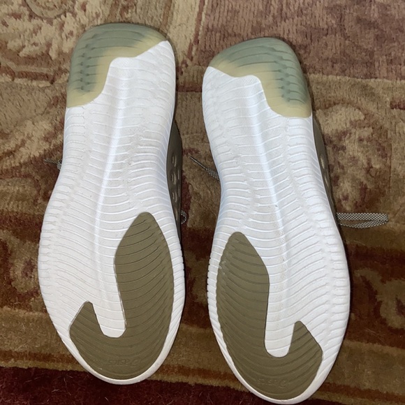 ASICS Ortholite olive green sneakers Sz 11 worn once - Picture 6 of 9